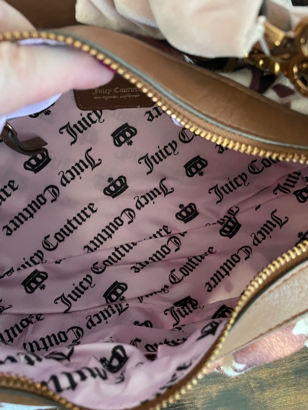 🔥🔥Juicy Couture cow print hobo/coho - Picture 7 of 9